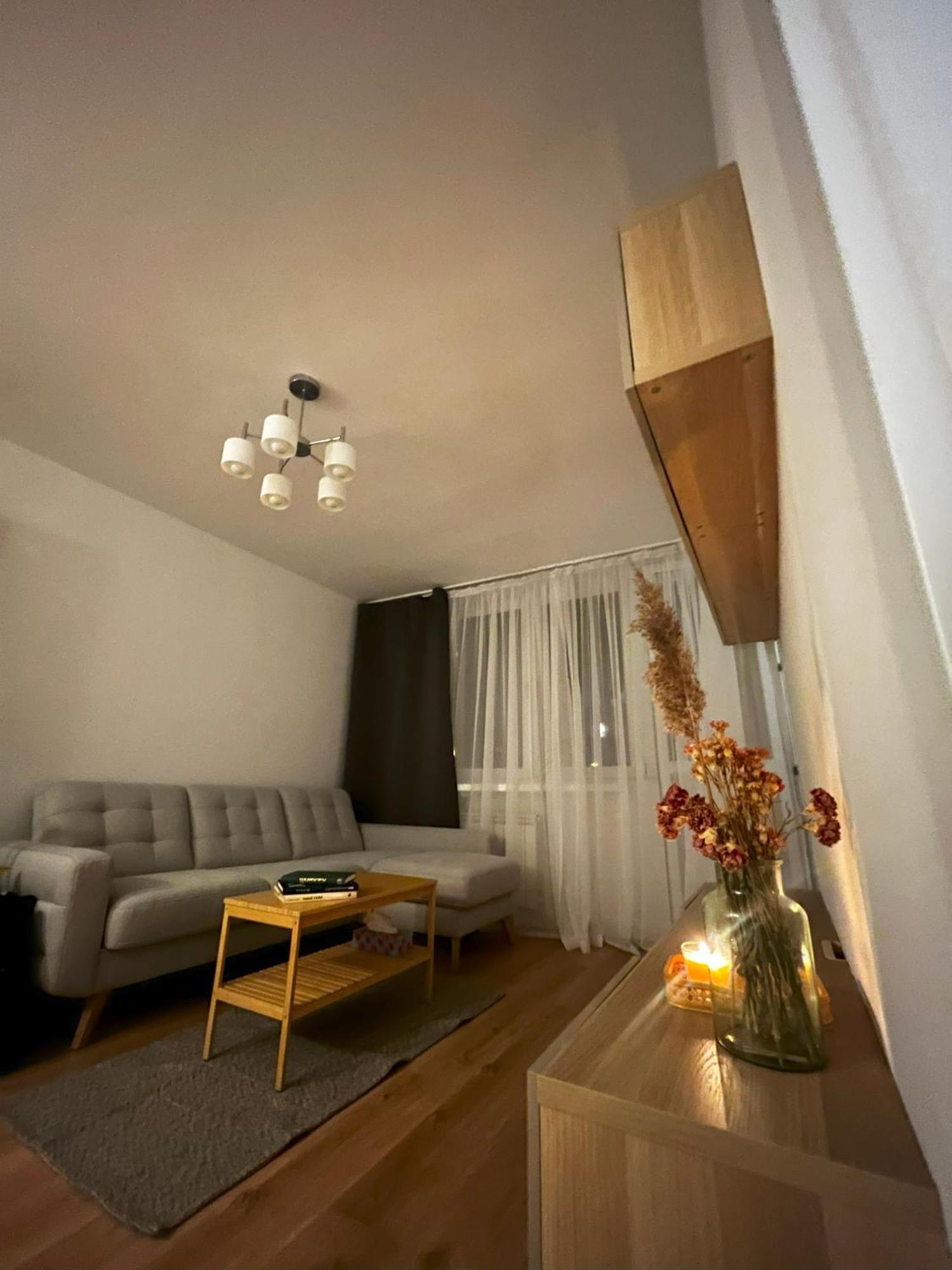 Apartament Mila - Muzeum Polin Apartment วอร์ซอ ภายนอก รูปภาพ
