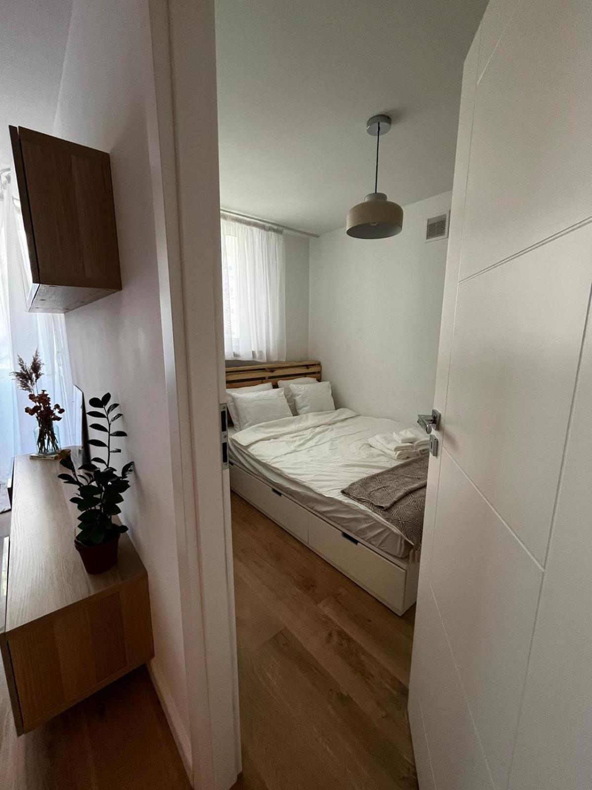 Apartament Mila - Muzeum Polin Apartment วอร์ซอ ภายนอก รูปภาพ